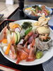 「本日のやりすぎ海鮮丼🐟✨
限定3人前、早くも完売👏‼️」