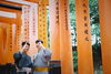 千本鳥居の近く「伏見稲荷観光の立ち寄り先に。狐面と和装で残す記念撮影」