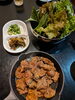「돼지갈비を囲んで楽しむボリューム満点の夜ごはん」