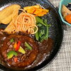 本日のAランチは　煮込みハンバーグ　デミソース