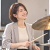 【 女性による迫力のある演奏 】