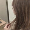 秋の髪の乾燥を防ぎ、毛先まで潤いとツヤを保つヘアケアのご案内