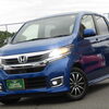 ホンダ N-WGN Customをご紹介！鮮やかな青いボディと精悍な外観デザインが際立つ一台