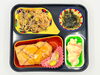 高齢者向け宅配弁当。夕食は炭火焼チキン（醤油ソース）。「9/18(金)の夕食は「炭火焼チキン（醤油ソース）」」