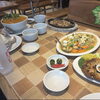 「初めてのフィリピン料理！意外と食べやすい？」
