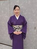 「できる喜びを分かち合う。明るい笑顔で教える梁井明子先生の魅力」