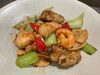 ～牡蠣と海幸炒め～「✰オススメ一品✰ 牡蠣と海幸炒め / Stir-fried Oysters and Seafood」