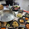 なぜ韓国焼肉は野菜やパンチャンと食べる？本場の食文化から知る美味しい楽しみ方