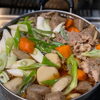 芋煮会に参加するのが夢です。おでんやるまでの、煮込み担当。