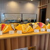 店頭に食品サンプルが登場！豪華な「スペシャルクレープ」のご注文もスタートします