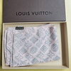 「LOUIS VUITTONのストールをお買取りしました｜ツレとほつれの違いやテキスタイル査定のポイントを徹底解説」