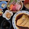 ブリカマの煮付け＋刺身盛り合わせ定食のご紹介　2800円