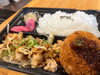 「香ばしい炒め物とサクッと揚げ物で大満足！豚野菜炒めとハムカツ弁当＆定食」