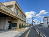 「爽やかな秋晴れの出雲！まもなく開催の出雲駅伝、店舗前を駆け抜けるランナーを応援しています♪」