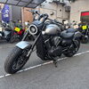 QJモーターの大型クルーザー「SRV600V2」登場！店頭展示中です【排気量550cc・201kg】