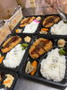 「本日の日替わりは食べ応え抜群の「やわらかとんかつ」！手作りお弁当と店内定食をご用意してお待ちしております」
