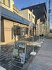 サンシャインロード沿いのお店です。のぼりでにぎやかになっています(笑)「枚方市東田宮にインドアゴルフ練習場「OKIGOLF(オキゴルフ)」がプレオープン！」