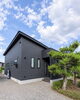 「休日はのんびり過ごすだけ！何もしなくてもお庭が劇的に美しく整う贅沢な「庭木剪定」のススメ♪」