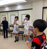小学高学年クラスも、発声練習から「声に出す楽しさから広がる自信！高学年クラスの発声と自己紹介レッスン」