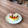 ランチの後は自分だけの静かなカフェ時間を｜やさしい甘さのパンケーキとまろやかなカフェラテのご案内