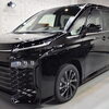 【新車施工】新色ニュートラルブラックのヴォクシーに最高峰のツヤと防汚性を！