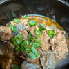 やわらかくとろける食感と奥深い旨みを味わう通常メニューの牛スジ煮込み