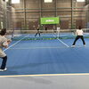 一般レッスンとレディーストーナメントの組み合わせでダブルスの実戦力を磨く通い方
