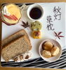 「デザートプレート「秋の文豪セット」秋の味覚をひと皿に🍁」