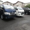 お仕事で活躍する商用バンの在庫を店頭でチェック｜実車を見比べながら選べるクローバーランドカーズ越谷店へ