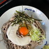 今だけの特別な一杯！「手打ちとろろ月見まぜそば」が味わえるのは今だけ