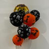 もうすぐハロウィン♪待合スペースでお菓子をお配りしています