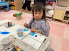 絵の具しています🎨✨「🌈✨ 遊びながらぐんぐん成長！幼児の個別集中療育 🎨🌱【札幌市北区篠路　児童発達支援　放課後等デイサービス】」