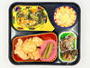 高齢者向け宅配弁当。昼食は鶏肉の山賊焼き。「10/31(土)の昼食は「鶏肉の山賊焼き」」