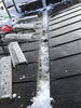 カバーを取り中を清掃します。「今シーズン雪が多かったので、気になっていたお宅からのご依頼でした。」