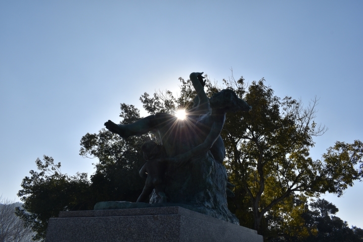 平和の群像「舞鶴引揚記念公園　展望広場」