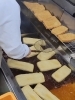 ホントに職人があげてますp(^-^)q手あげ風景「上田の手あげ(^-^)/1度ご賞味あれ《西京区　大原野　上田とうふ　直売所　おいしい油あげ　おいしい豆腐》」