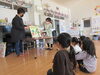 お家の人の読み聞かせ嬉しいな♪「お話の世界って楽しいね♡」