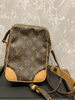「ヴィトン（VUITTON）銀座駅　買取　【高価買取】東京都中央区の買取専門店「おたからや　銀座本店」電話相談無料＆査定無料」