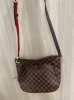 「ヴィトン（VUITTON）銀座駅　買取　【高価買取】東京都中央区の買取専門店「おたからや　銀座本店」電話相談無料＆査定無料」
