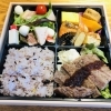 某会社様へお届けいたしました。「歓迎会・送別会・卒業式のお祝いに特別なお弁当をお届けいたします。」