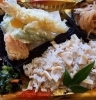 「明日の日替り弁当は筍ご飯と天ぷら」