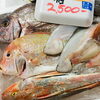 「魚魚市場鮮魚コーナーおすすめは「お魚セット」「ハウスみかん」です♪」