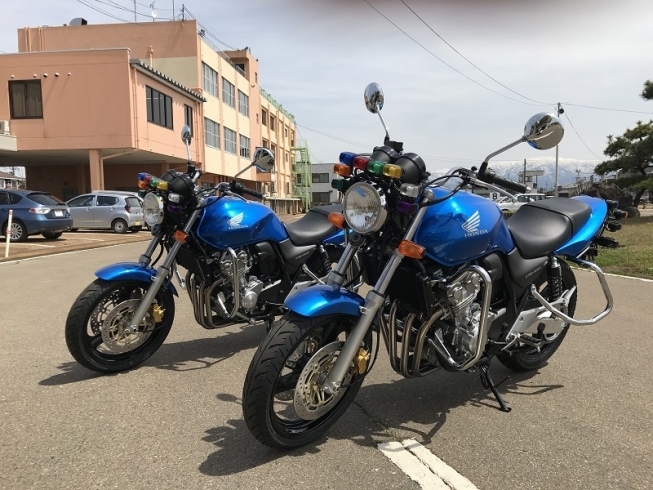 CB400「二輪免許　入校予約受付中です！」