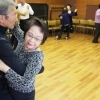 シニア向けの社交ダンスで健康維持とコミュニケーション！