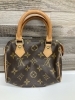 「VUITTON ヴィトン　ブランドバッグ 高価買取　新宿　買取専門店　「おたからや　新宿本店」」
