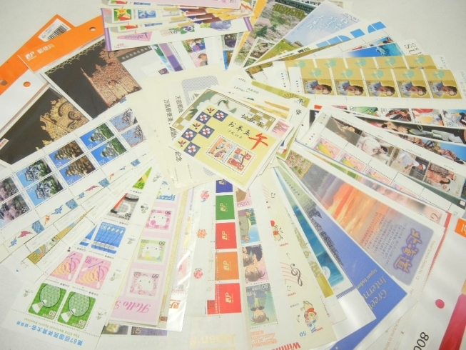 「伊丹市北伊丹からご来店。記念切手のお買取り！切手を高く売るなら、おたからやJR伊丹店まで！」