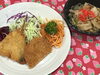 「豚肉のすき焼き風煮物とアジフライです。」