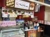 店内にカウンター席あります「新メニュー　たこ焼き「塩」「明太マヨ」大人気！！　枚方市駅ビオルネ地下1階　三代目たくちゃんビオルネ店」