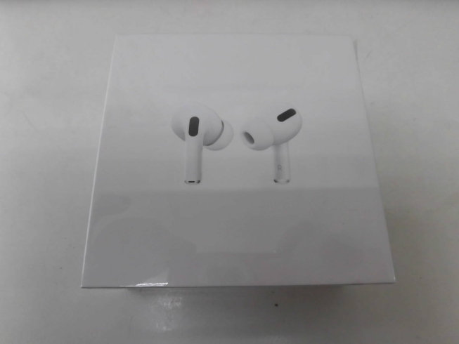 AirPods Proワイヤレスイヤホン「Apple AirPods Pro with MagSafe Charging Case MLWK3J/A ワイヤレスイヤホン」