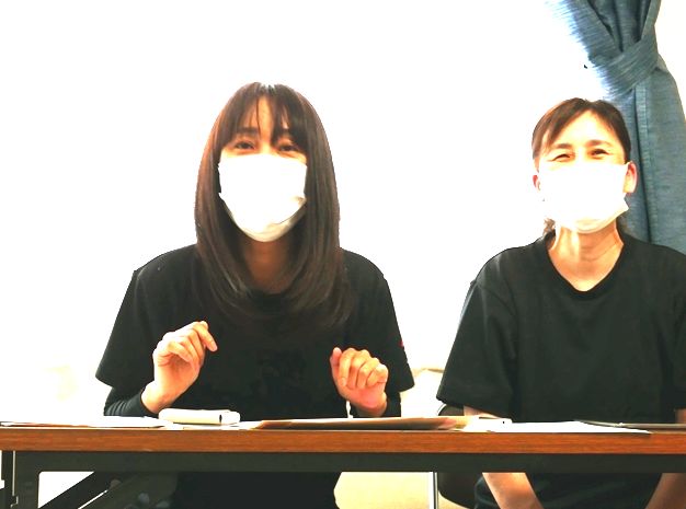 笑顔の素敵なお二人 「鳥取県米子市の(株)ライブアシストの方に、口腔ケアについて教えていただきました。」